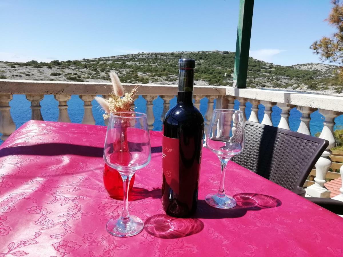 Poseidon Holiday Guesthouse Žirje エクステリア 写真